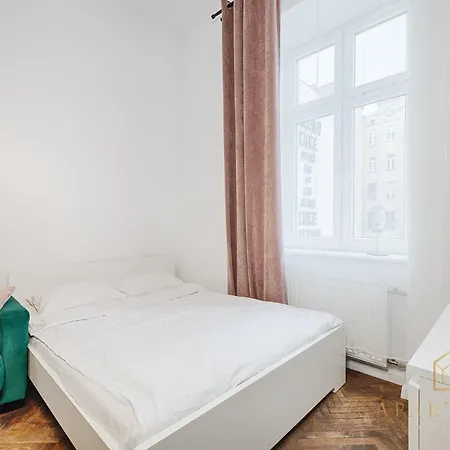 Royal Style Apartment