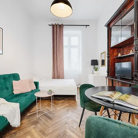 Royal Style Apartment *