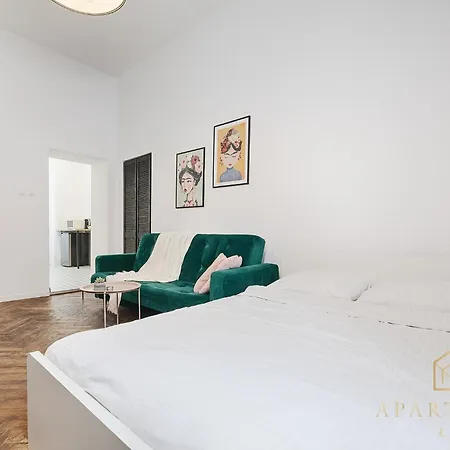 Royal Style Apartment *