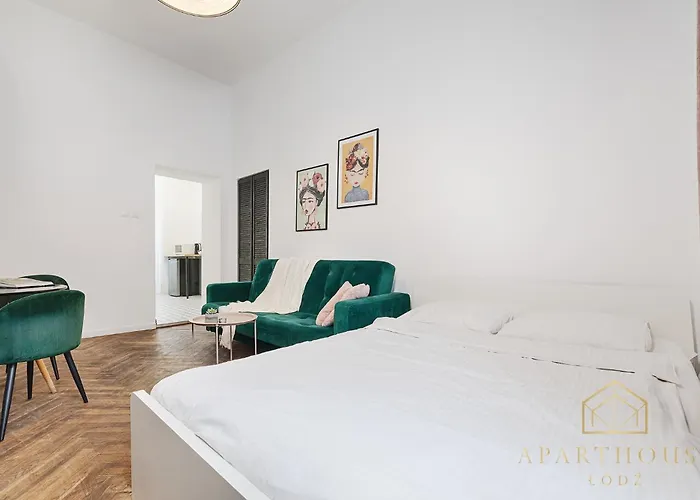 Royal Style Apartment *